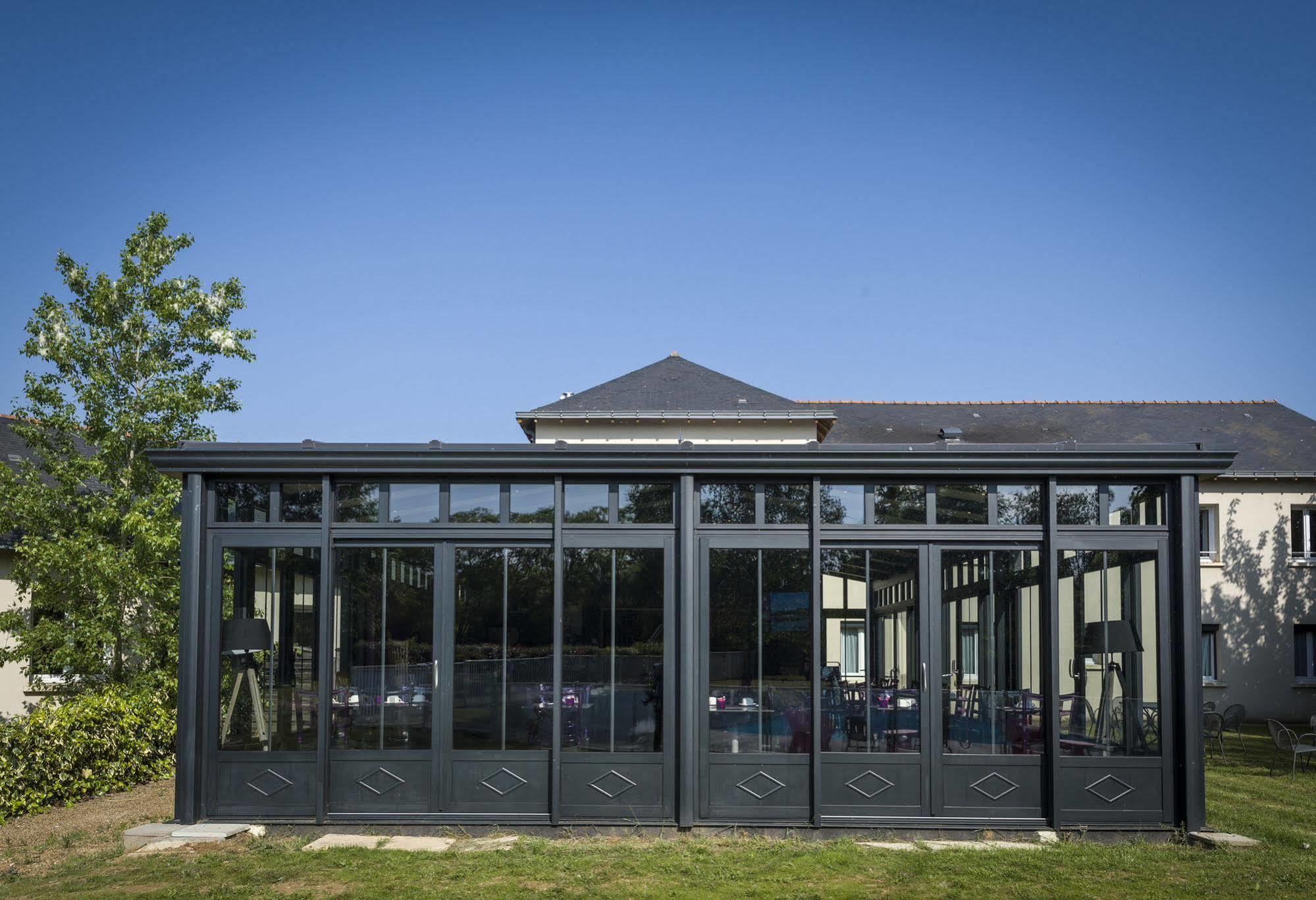 The Originals City, Hotel La Saulaie, Saumur Ouest Doue-la-Fontaine Exterior photo